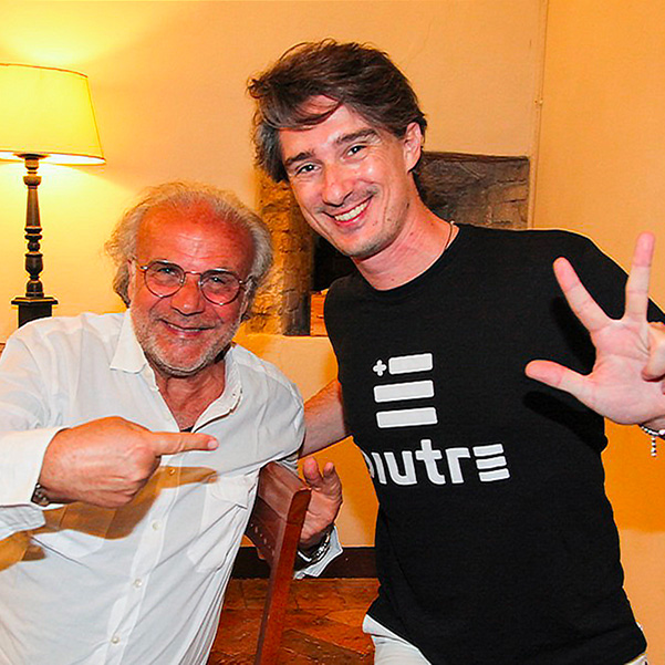 Pietro Razzini con la T Shirt Piutre e Jerry Calà