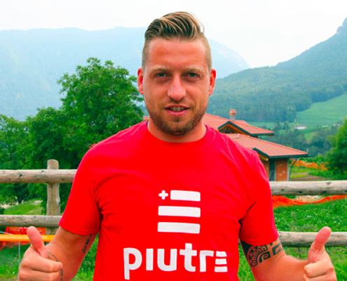 emanuele giaccherini indossa la t shirt di Piutre