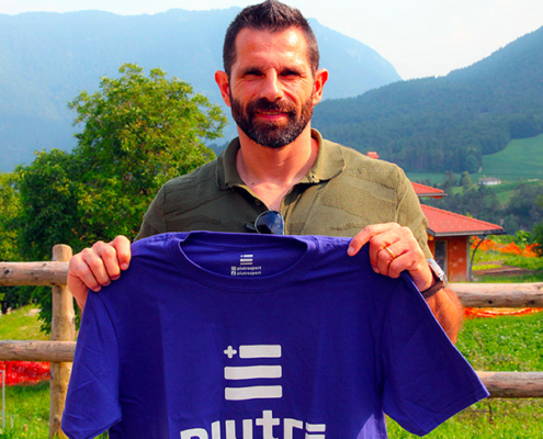 Sergio Pellissier, ex calciatore del Chievo, con la t shirt piutre.